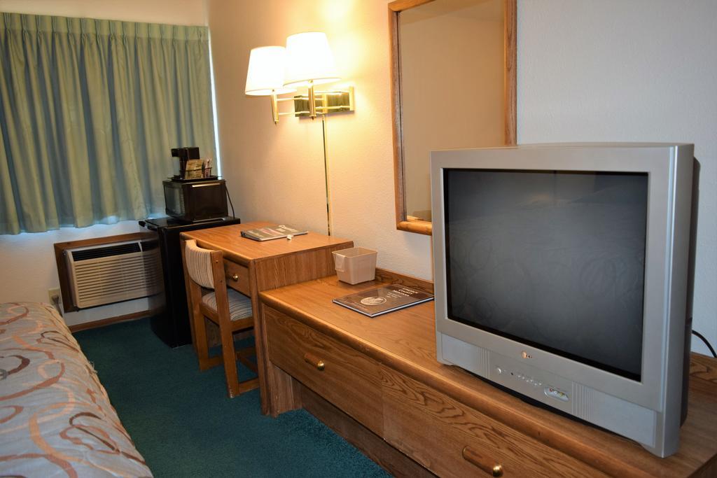 Country Inn Libby Zewnętrze zdjęcie