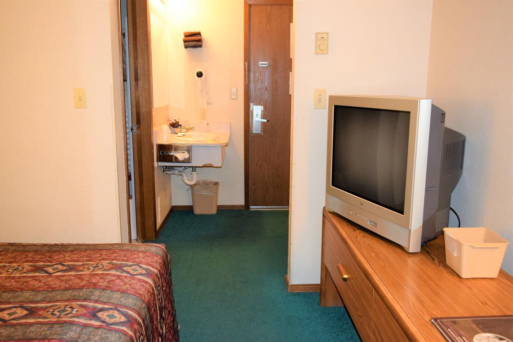 Country Inn Libby Zewnętrze zdjęcie