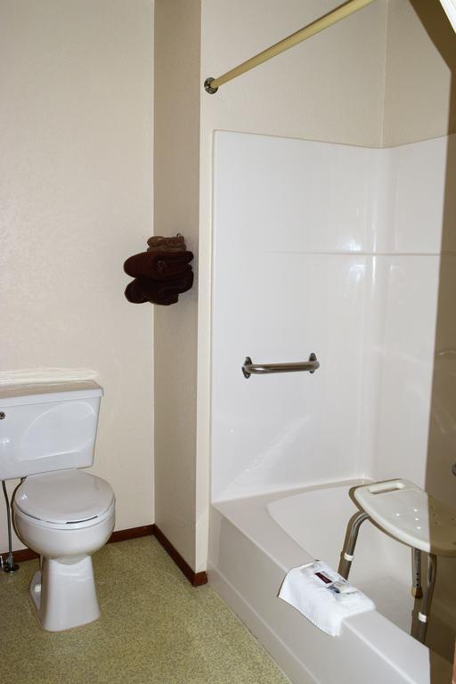 Country Inn Libby Zewnętrze zdjęcie